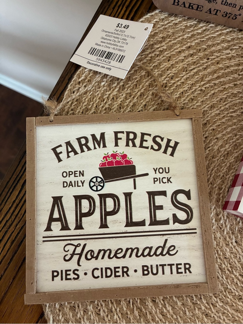 Rustic Apple Pie & Cider Wall Decor Set - Neutral Brown and Red - Picture 4 of 9